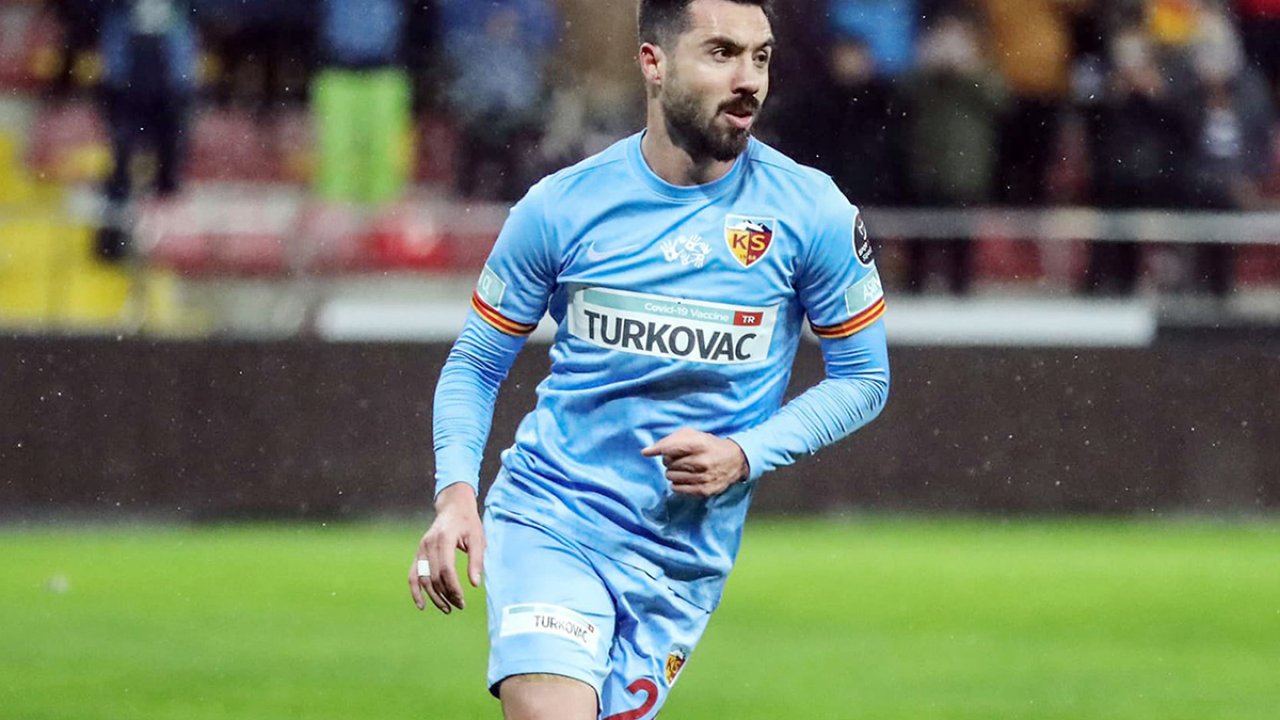 Türkiye onu konuşuyor: İbrahim Akdağ kimdir?