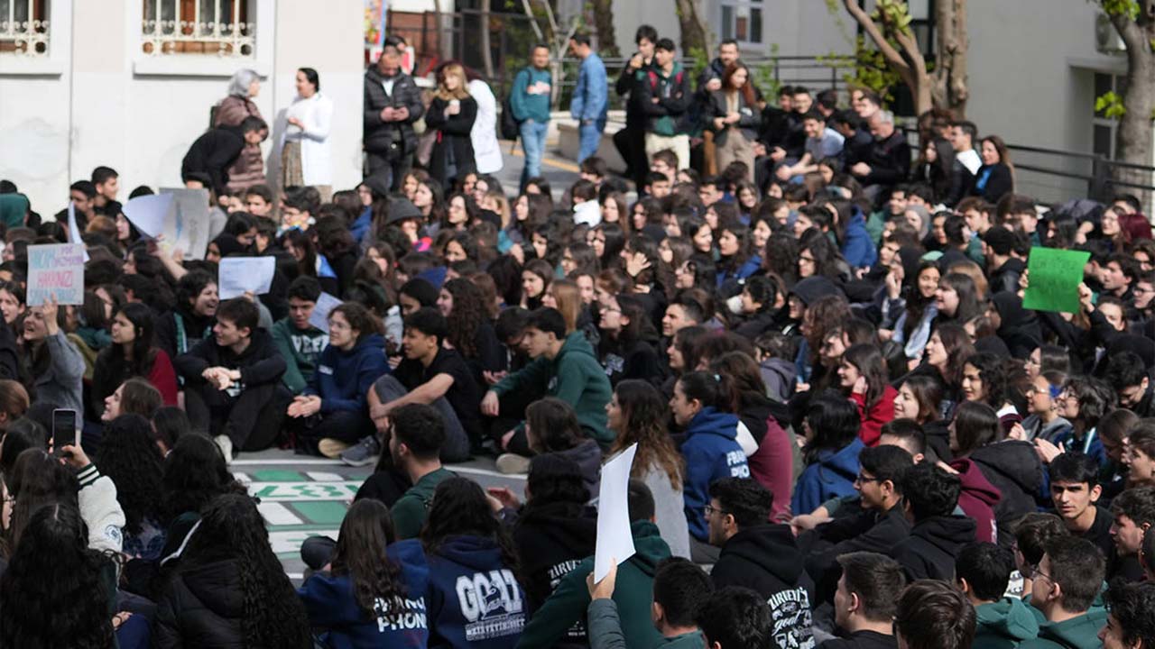 Öğrencilerde ağır disiplin cezasını gerektiren davranışlar