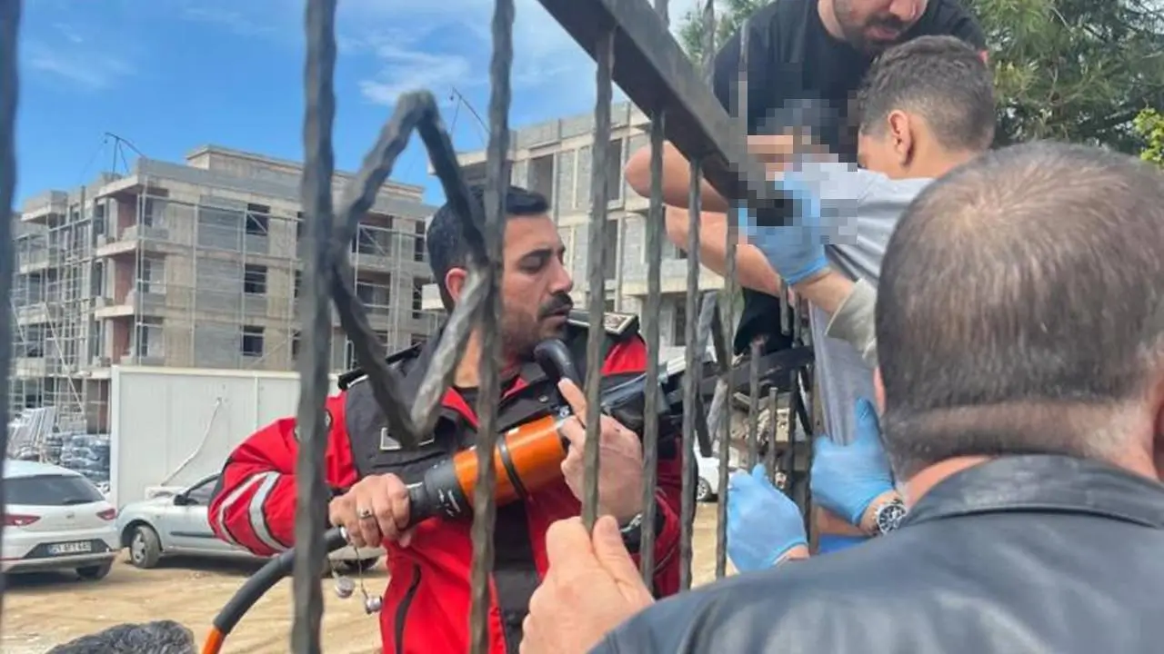 Diyarbakır: Okulda öğrencinin koluna demir saplandı