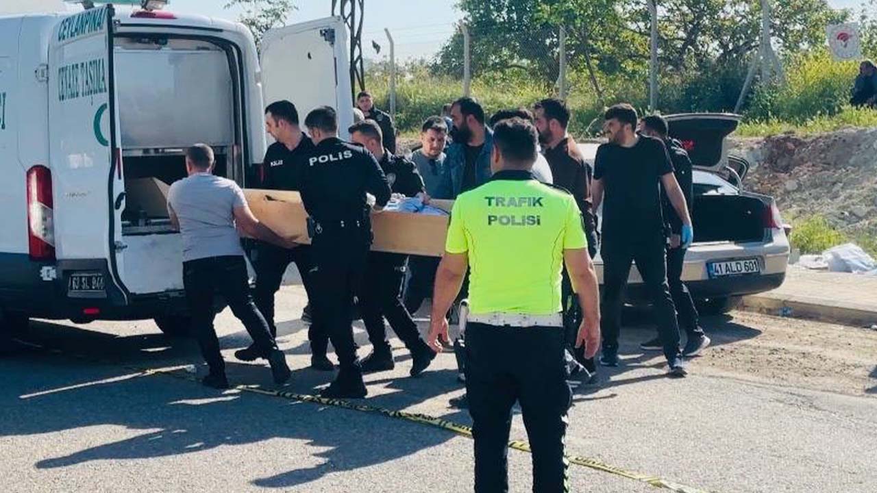 Şanlıurfa’da bir genç park halindeki araçta ölü bulundu