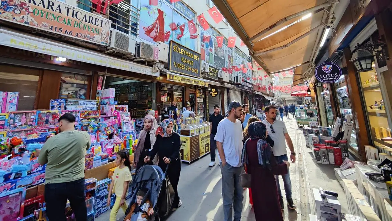 Tarihi Nusaybin Kaçakçılar Çarşısı yeniden canlandı