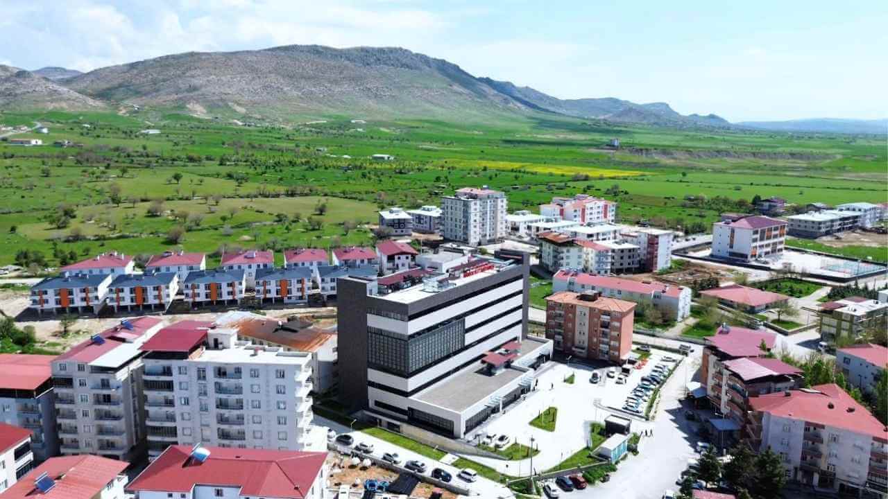 Diyarbakır’da 35 yataklı hastane hizmete açıldı