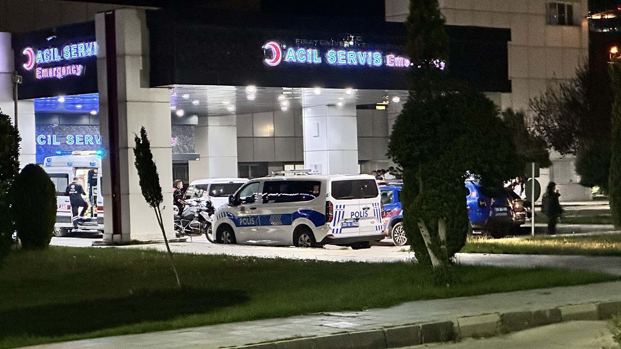 Elazığ’da bıçaklanan 16 yaşındaki çocuk yaşamını yitirdi