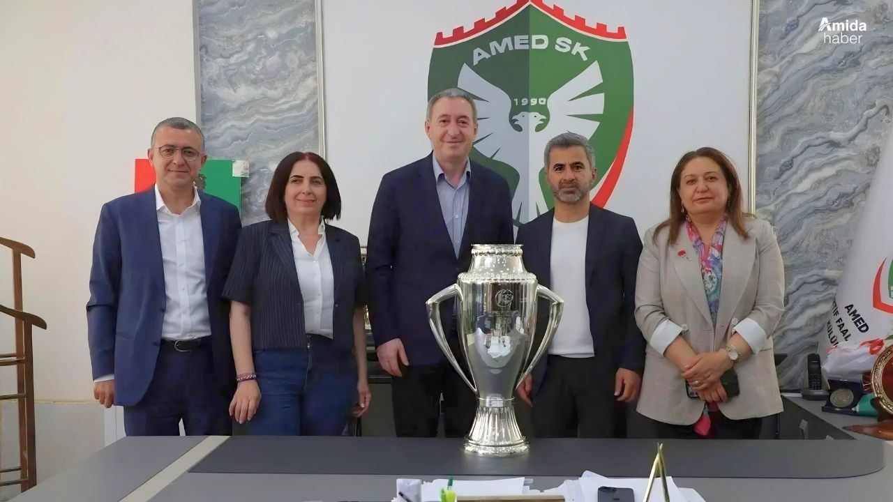 Bakırhan’dan Amedspor ziyareti: Başarının sevincini paylaştık