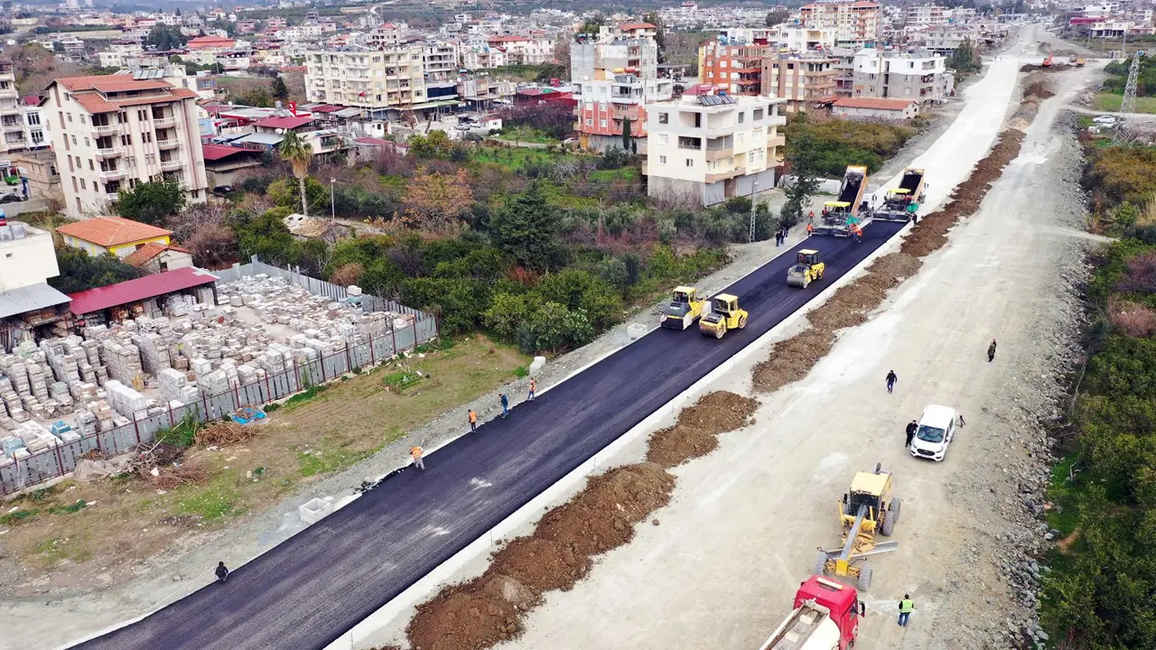 CHP’li vekil konuştu: Yollar utanılacak durumda