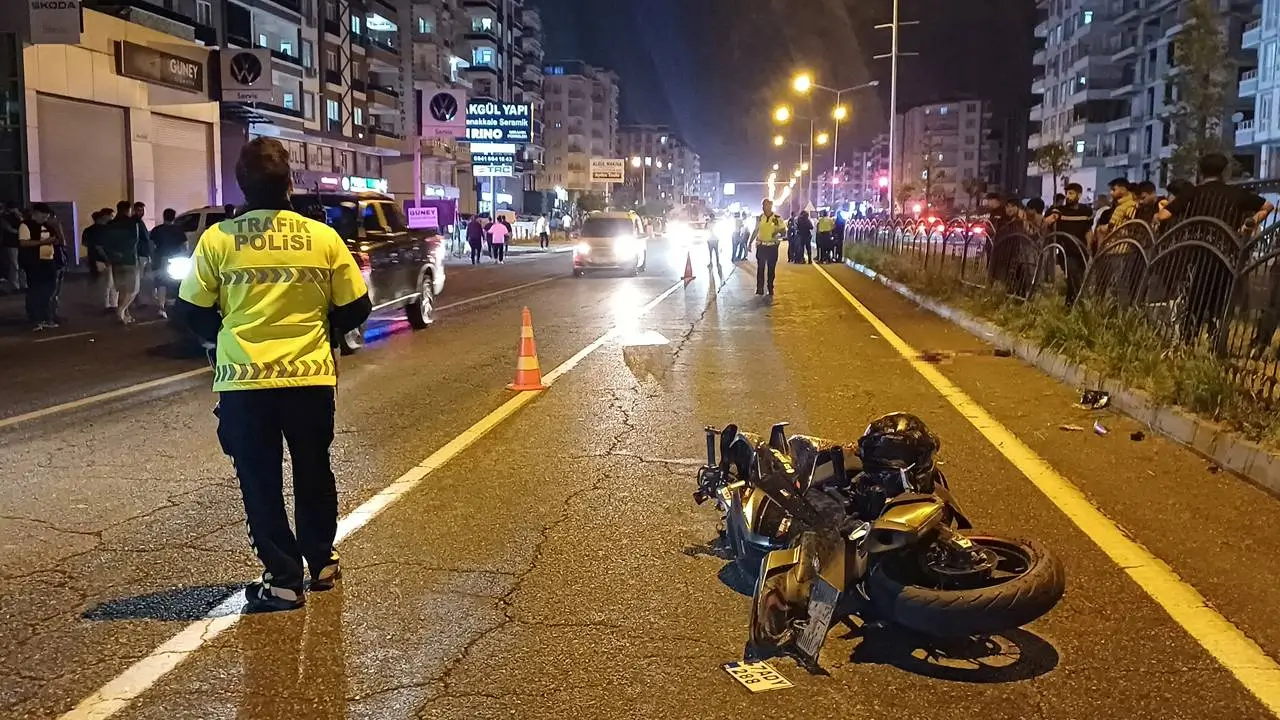 Batman'da feci kaza: Yaya ve sürücü kurtarılamadı