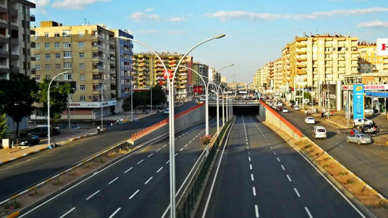 Diyarbakır Valiliği duyurdu: Yarın o yollar kapalı
