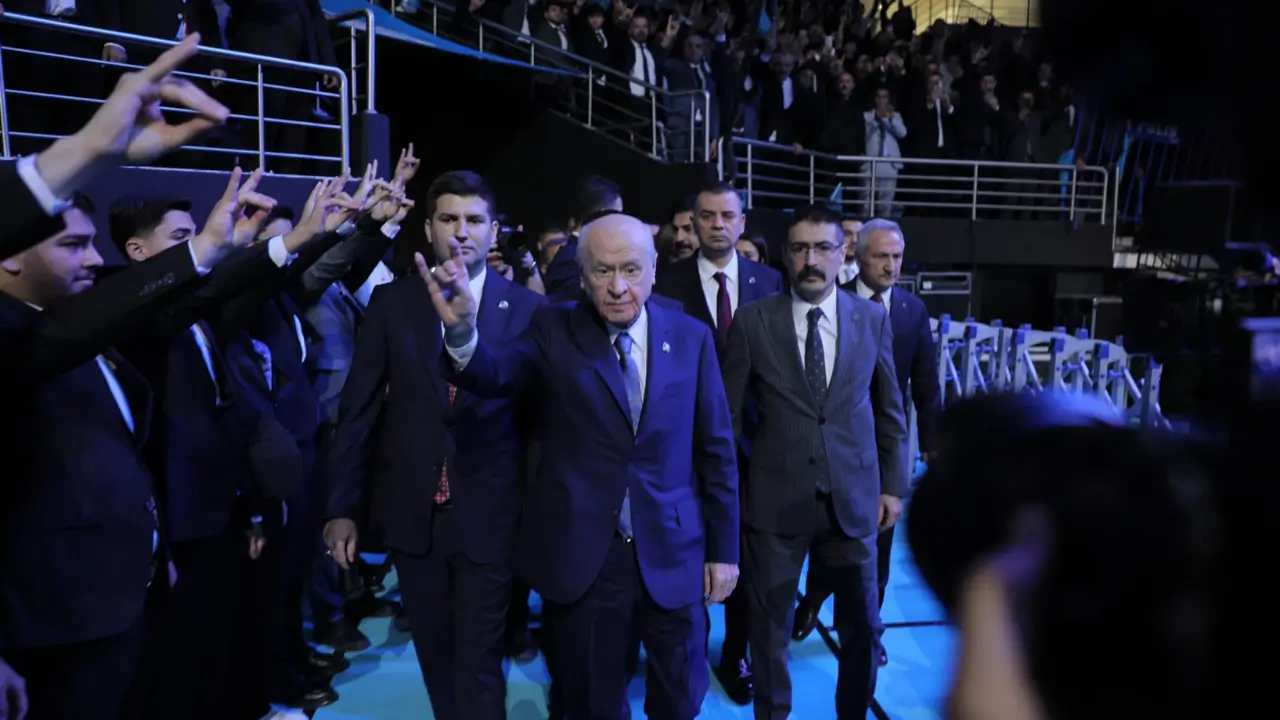 Bahçeli: Bu yük siyasi bir hedef değildir