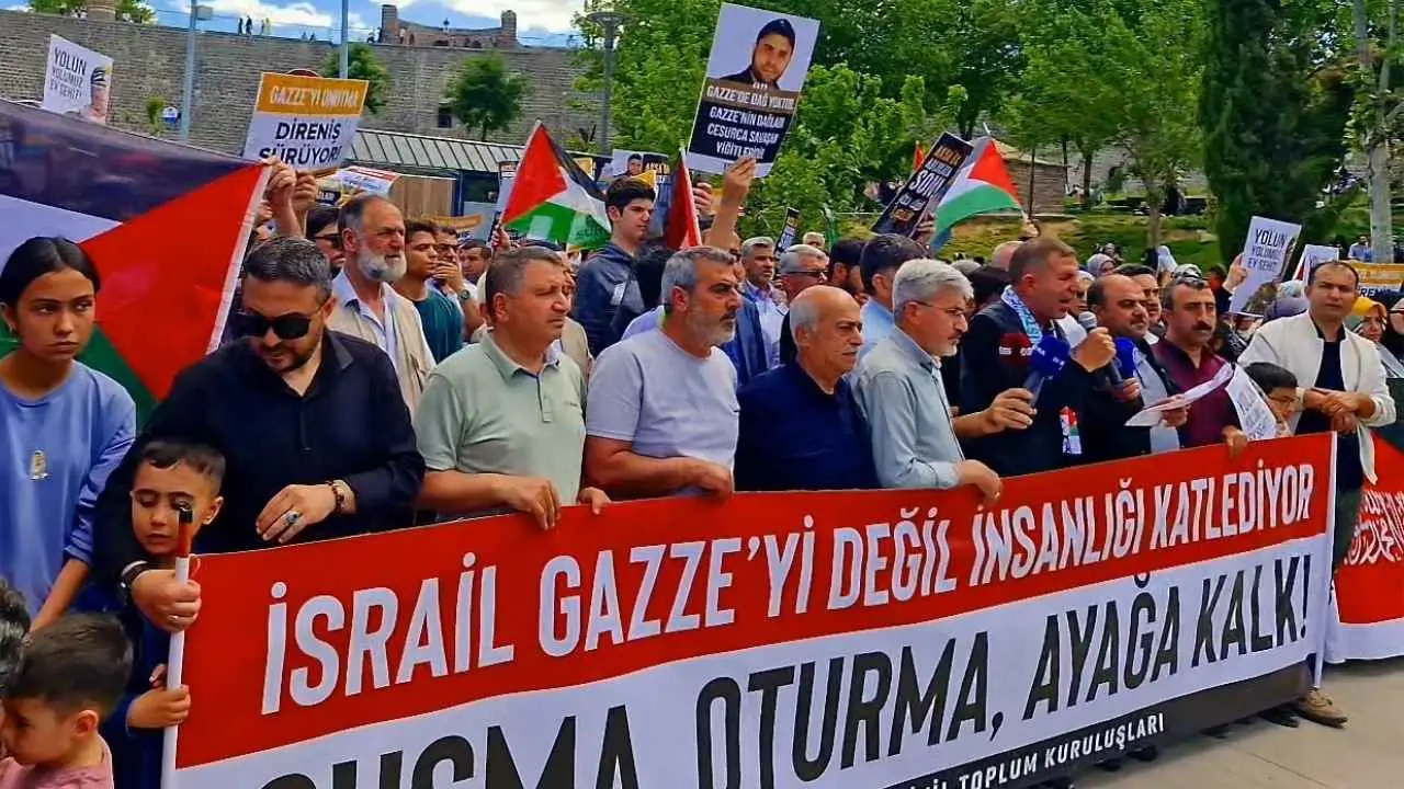 Diyarbakır’da İsrail protestosu