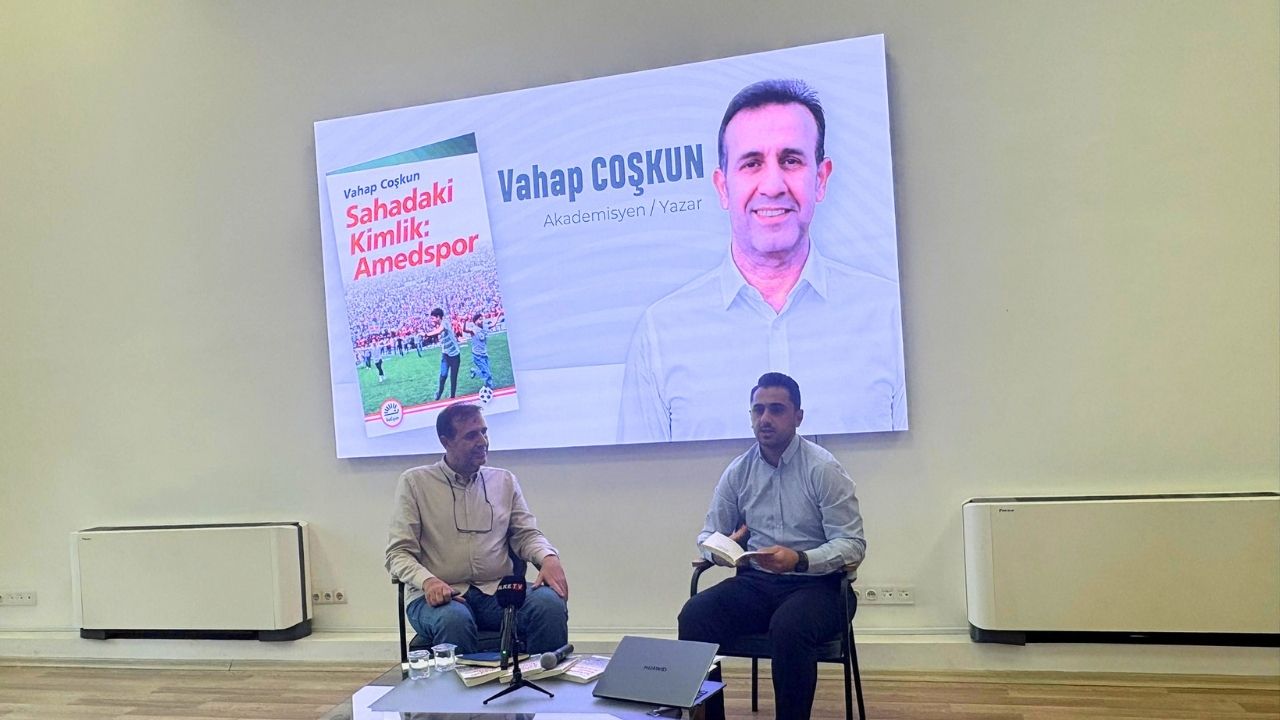 Vahap Coşkun Diyarbakır’da Amedspor kitabını anlattı