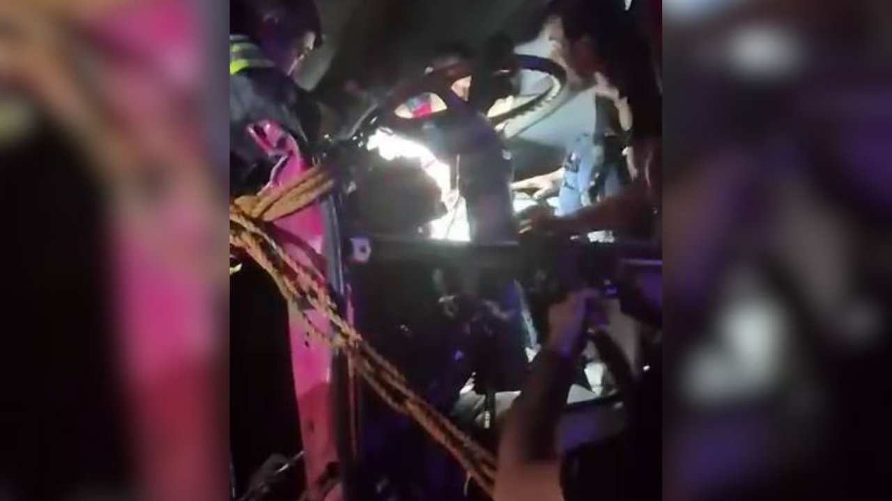 Diyarbakır’da iki tır çarpıştı: 1 kişi yaralandı