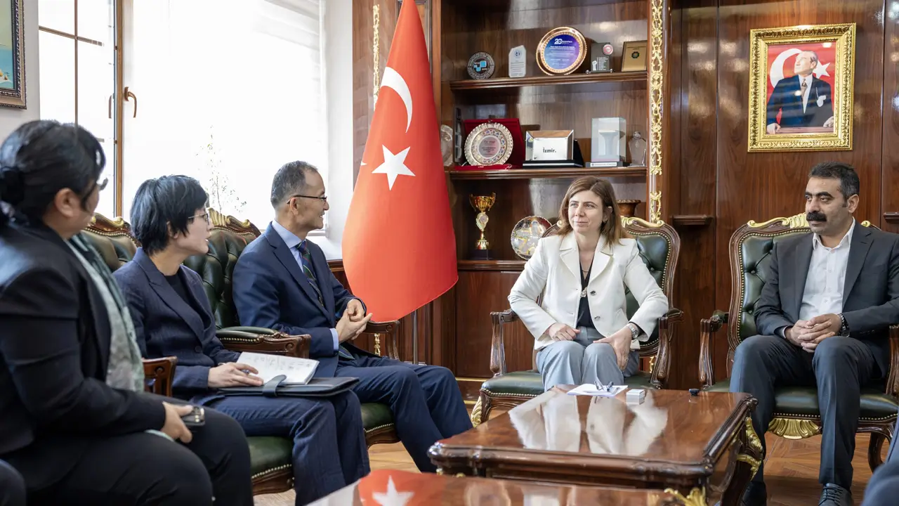 Jiang Xuebin Diyarbakır Büyükşehir’i ziyaret etti
