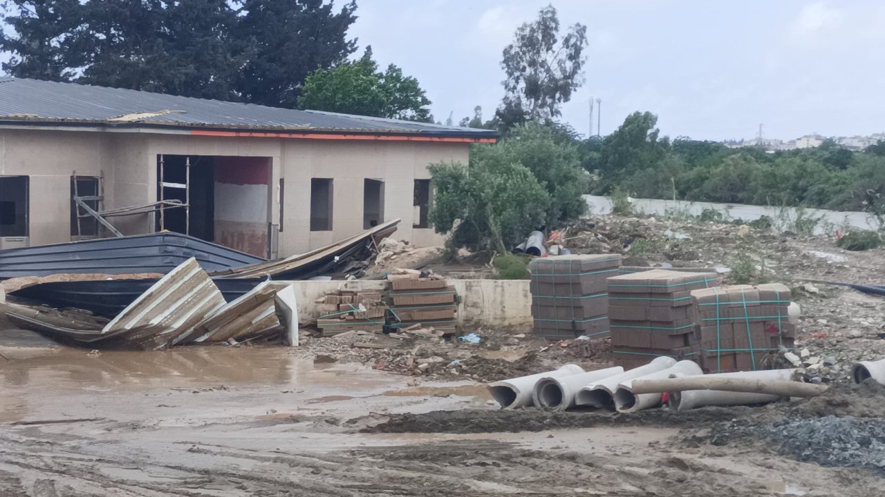 ASM bitmeden sel bastı