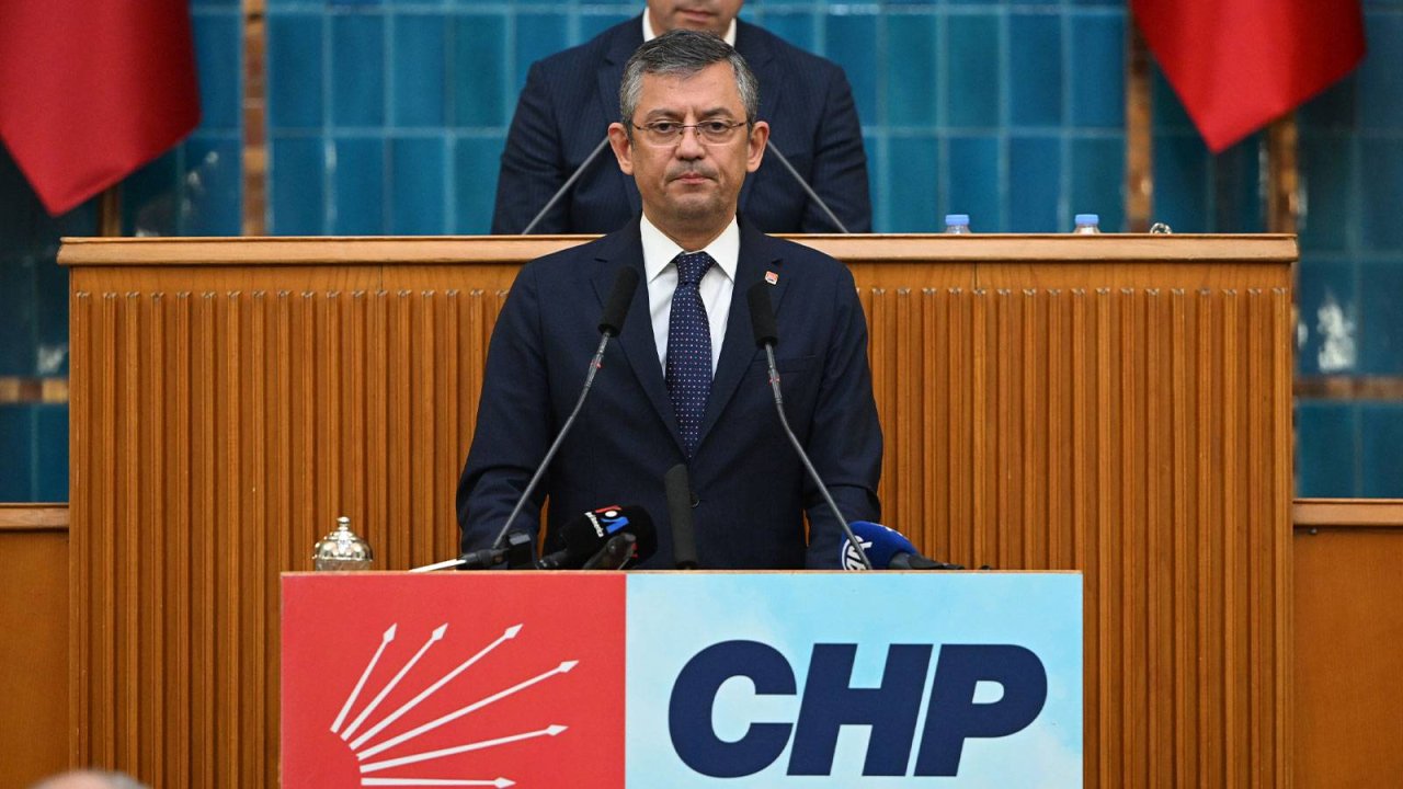 Kılıçdaroğlu’nun yazısı sonrası Özgür Özel grup başkanı oldu