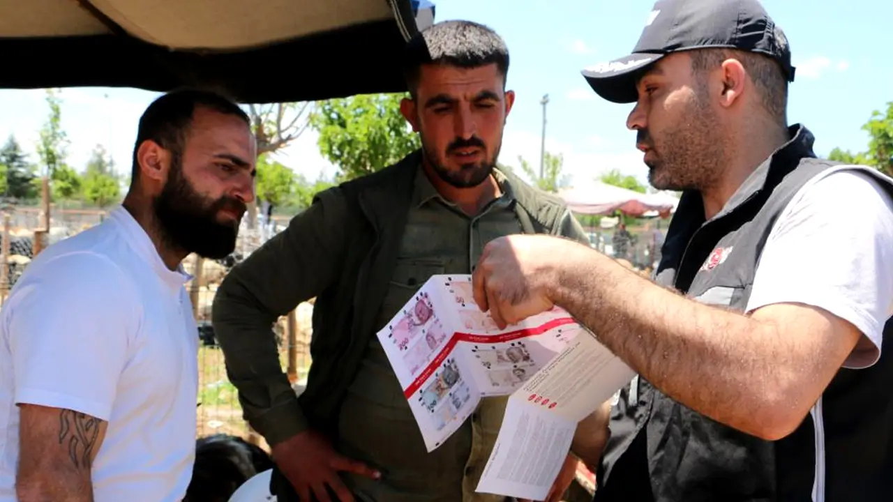 Diyarbakır’da kurban pazarında sahte para alarmı: Satıcılara kritik uyarı