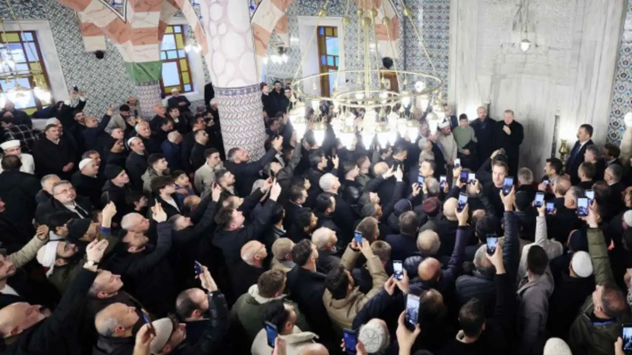 Erdoğan bayram namazını İstanbul’da kıldı