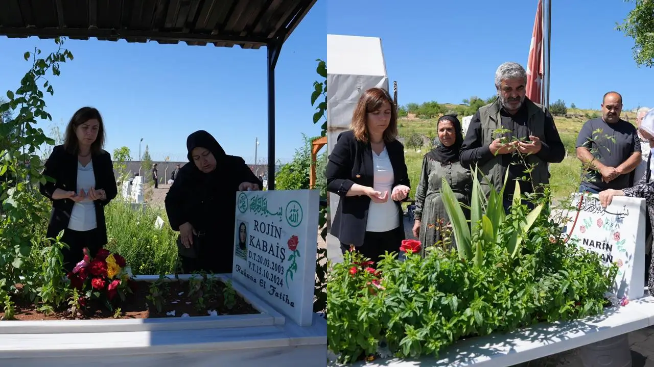 Eşbaşkan Bucak Narin ve Rojin’in mezarlarını ziyaret etti