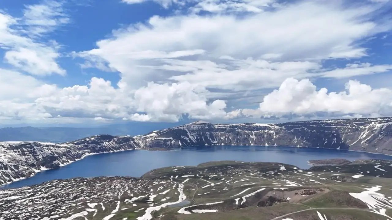 Kar esareti bitti: Bitlis’te ‘Nemrut’ sezonu başladı