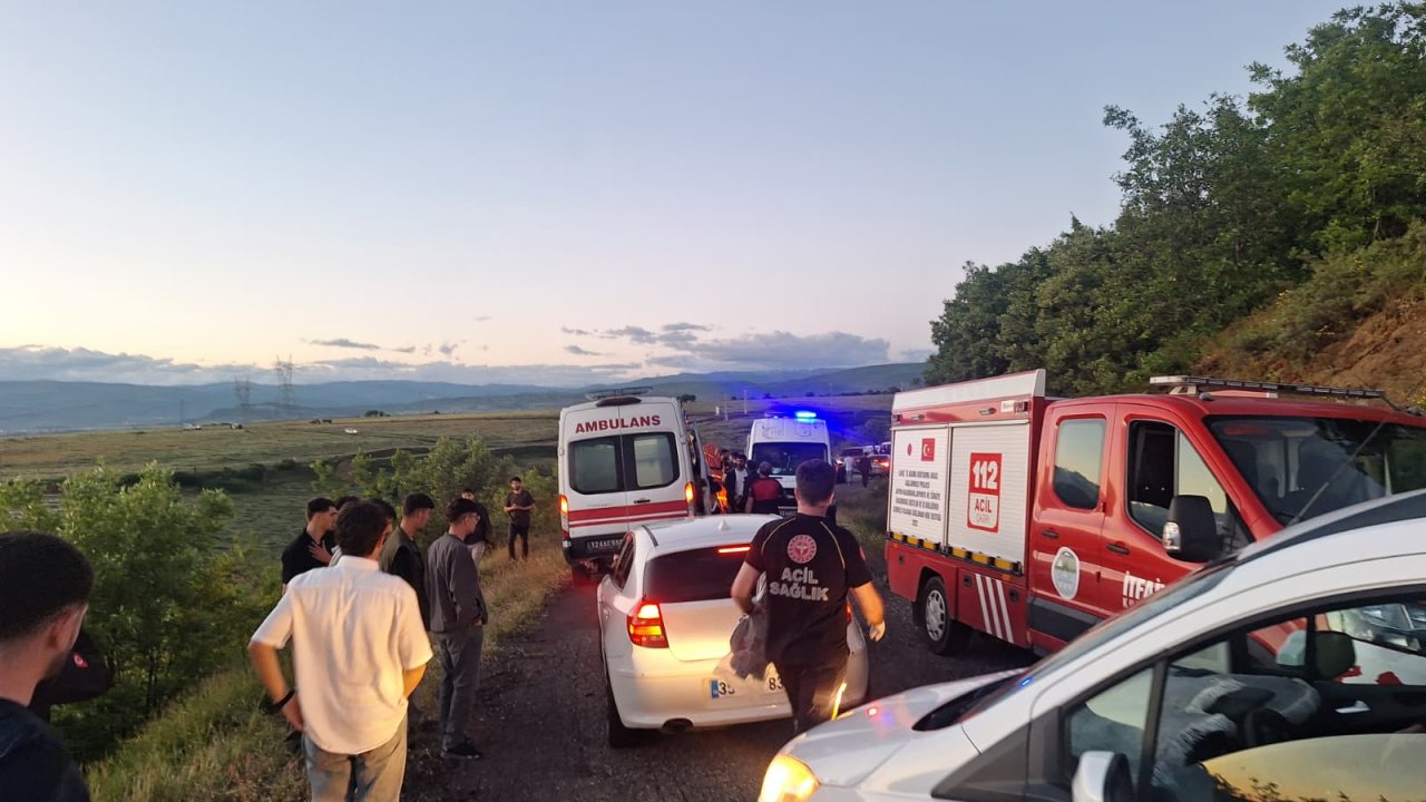 Bingöl Genç'te feci kaza: Ağır yaralılar var