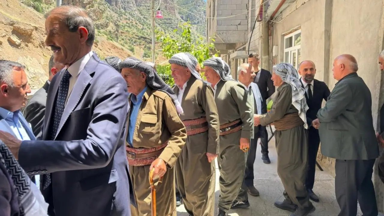 Düğünde çıkan gerginlik barış töreniyle son buldu