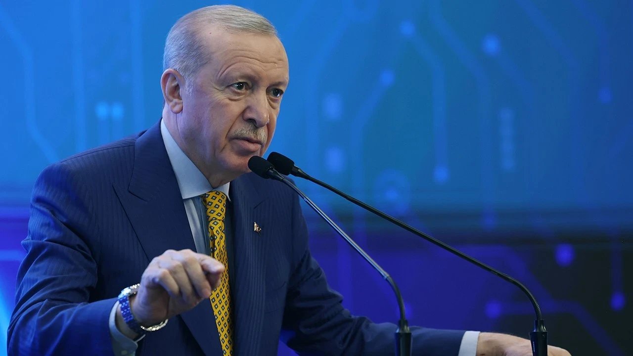 Cumhurbaşkanı Erdoğan: CHP'deki süreç bizi ilgilendirmiyor