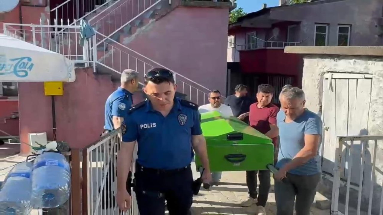 Emniyet personeli evinde ölü bulundu