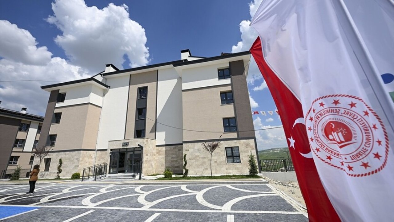 64 ilde satışa çıkacak TOKİ konutları görücüye çıktı