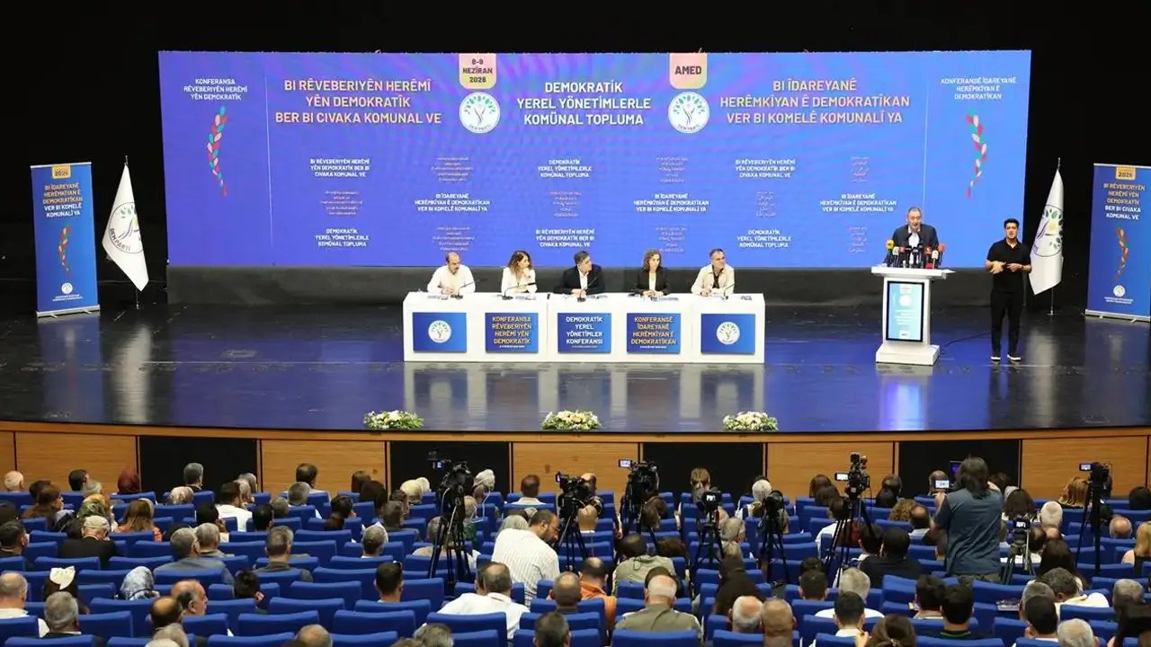 DEM Parti’den Eş Başkanlık ve Yerel Yönetim Yasası