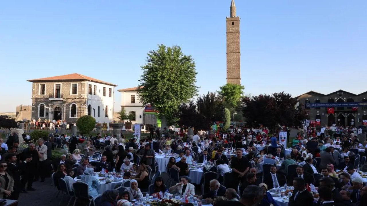 Bakan açıkladı: Diyarbakır’da annelere 828 milyon lira doğum yardımı