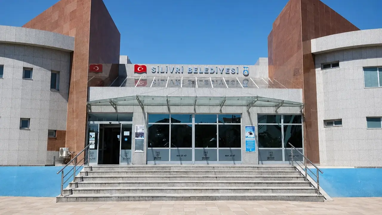 Belediye başkanı dahil 17 kişi gözaltına alındı