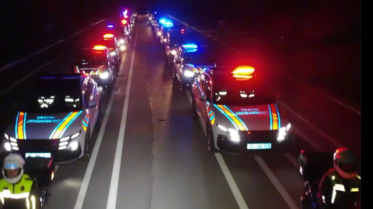 Diyarbakır dahil 45 ilde dev operasyon: 352 gözaltı