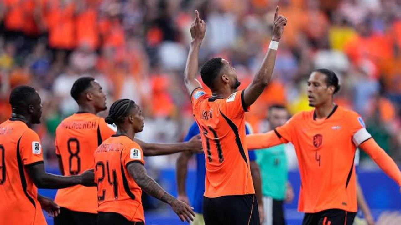 Hollanda'dan Dünya Kupası'nda gövde gösterisi: İsveç'e 5 gol