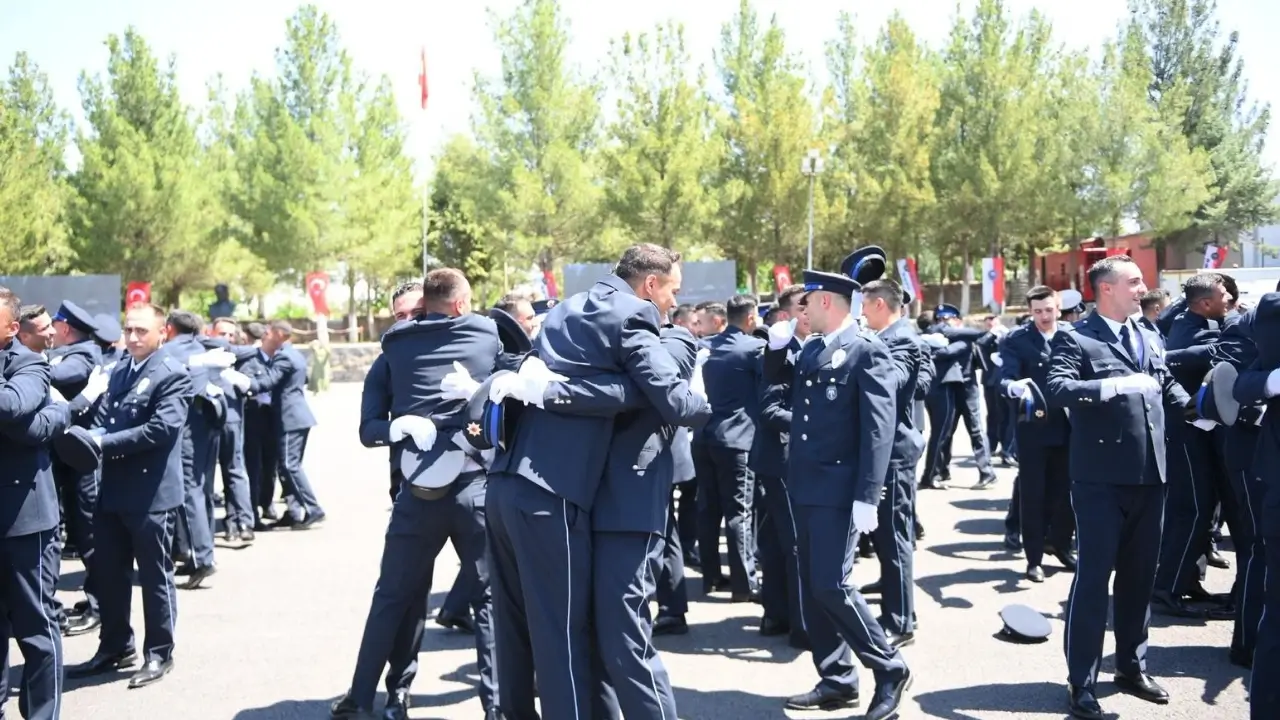 Diyarbakır’da 360 polis mezun oldu