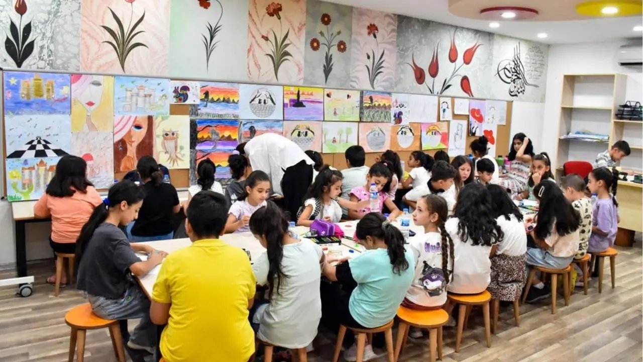 Diyarbakır’da çocuklara özel ücretsiz yaz atölyeleri başladı
