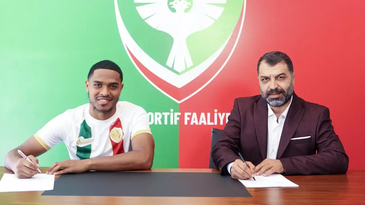 Amedspor'un yeni transferi Rayan Raveloson kimdir?