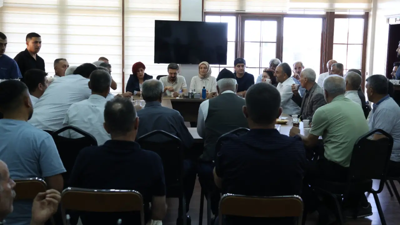 Silvan Belediyesi'ne saldıran grup özür diledi: İmar yolu krizi diyalogla çözüldü