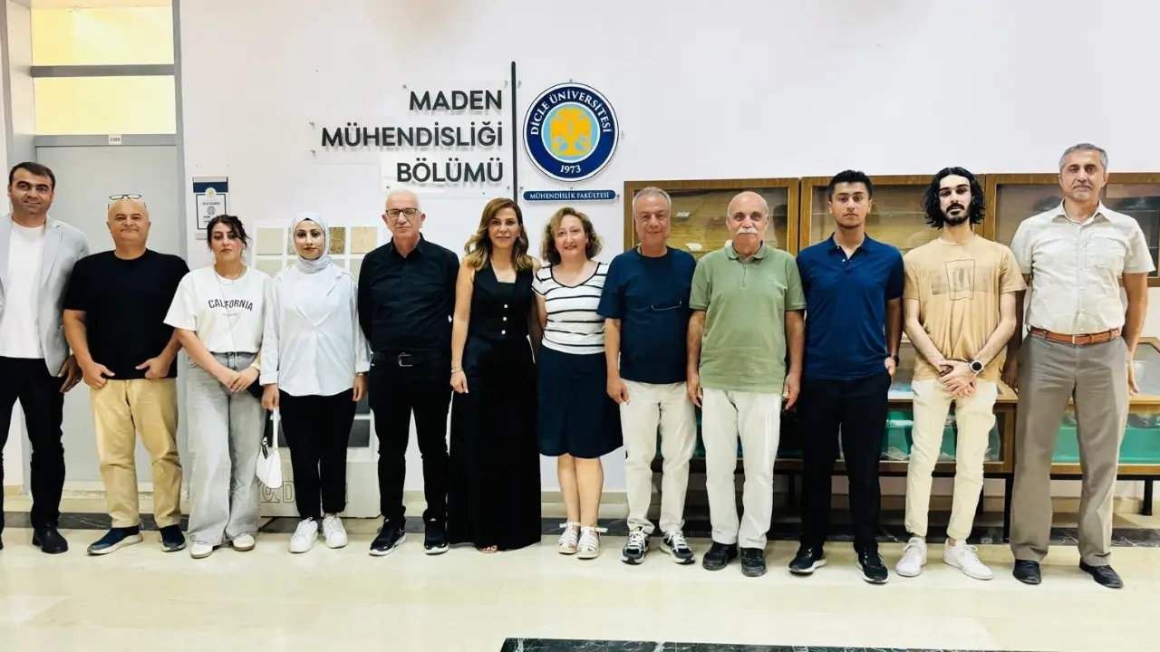 Dicle Üniversitesi'nde öğrencilere iş garantili model
