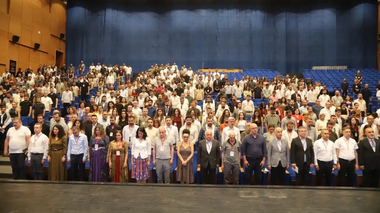 ‘Kürt Hukukçular’ Diyarbakır’da buluştu