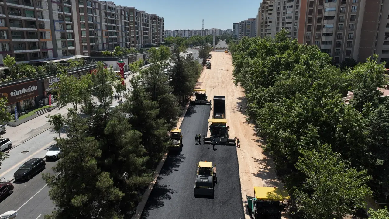Diyarbakır’da trafiğe kapatılan yol açıldı