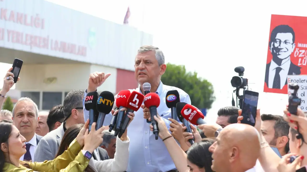 Özgür Özel Silivri'de: 'Kimin Cumhurbaşkanı olacağının önemi yok, Erdoğan gidecek'