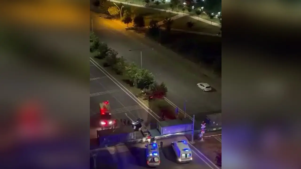 Diyarbakır’da otomobil yük trenine çarptı: 2 yaralı
