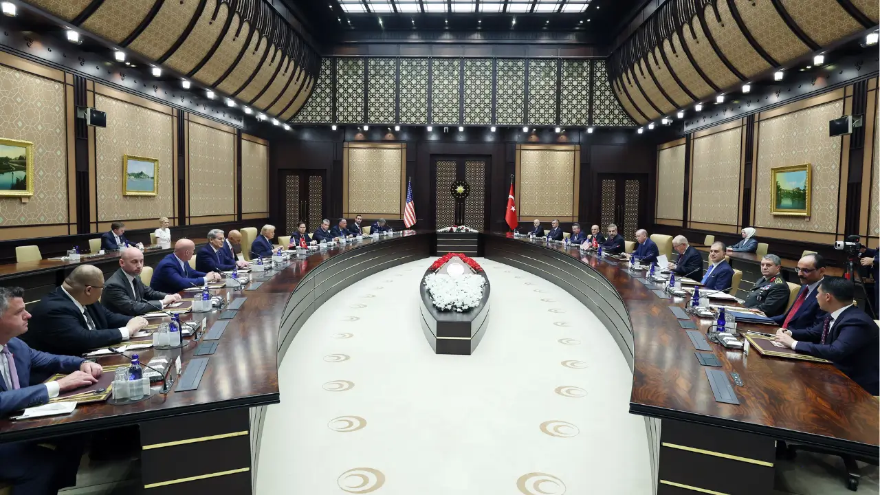 Erdoğan ile Trump heyetler arası görüşmeye geçti