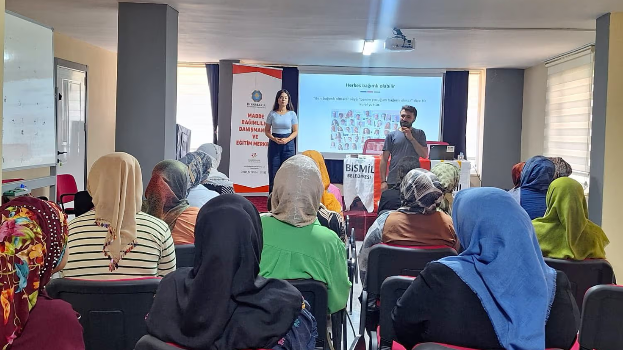 Bismil'de bağımlılıkla mücadele eğitimi verildi