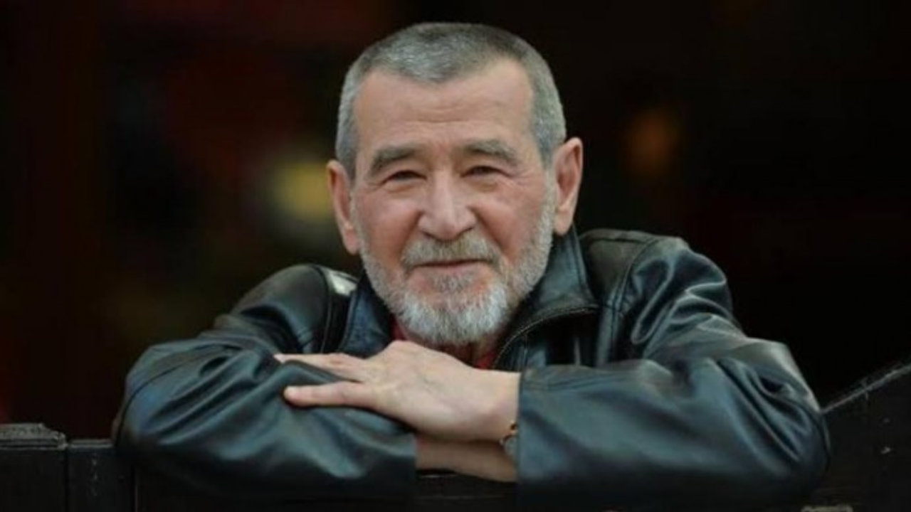 Şair Ahmet Telli hayatını kaybetti