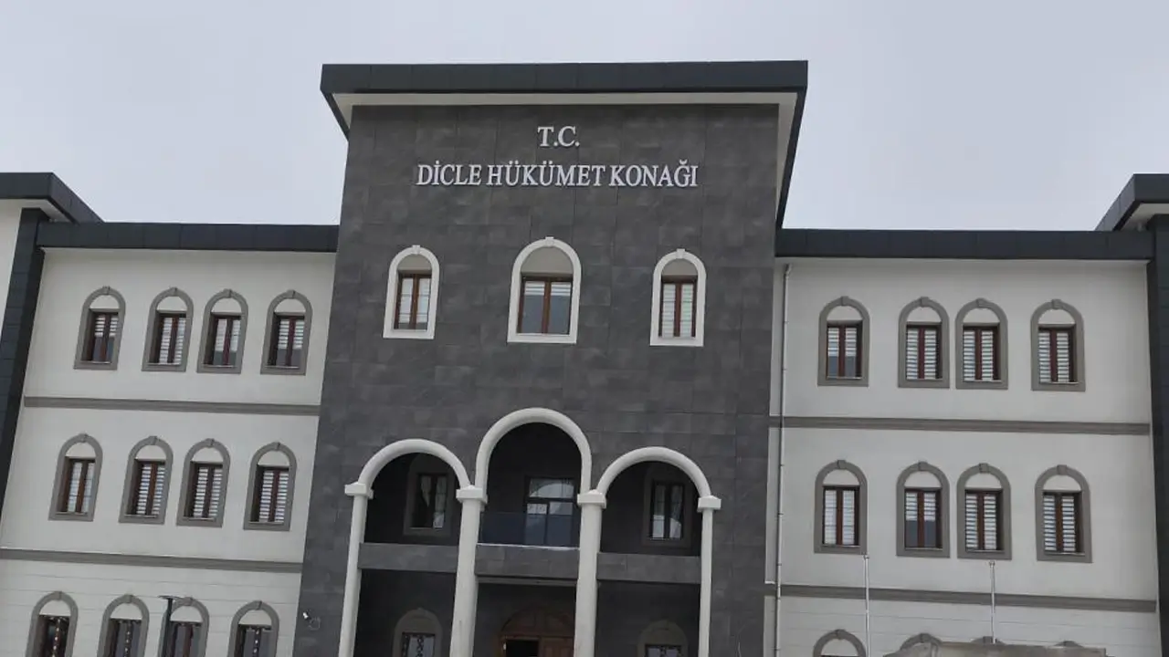 Dicle'de 6 ayda 3 bin 527 kök kenevir ele geçirildi