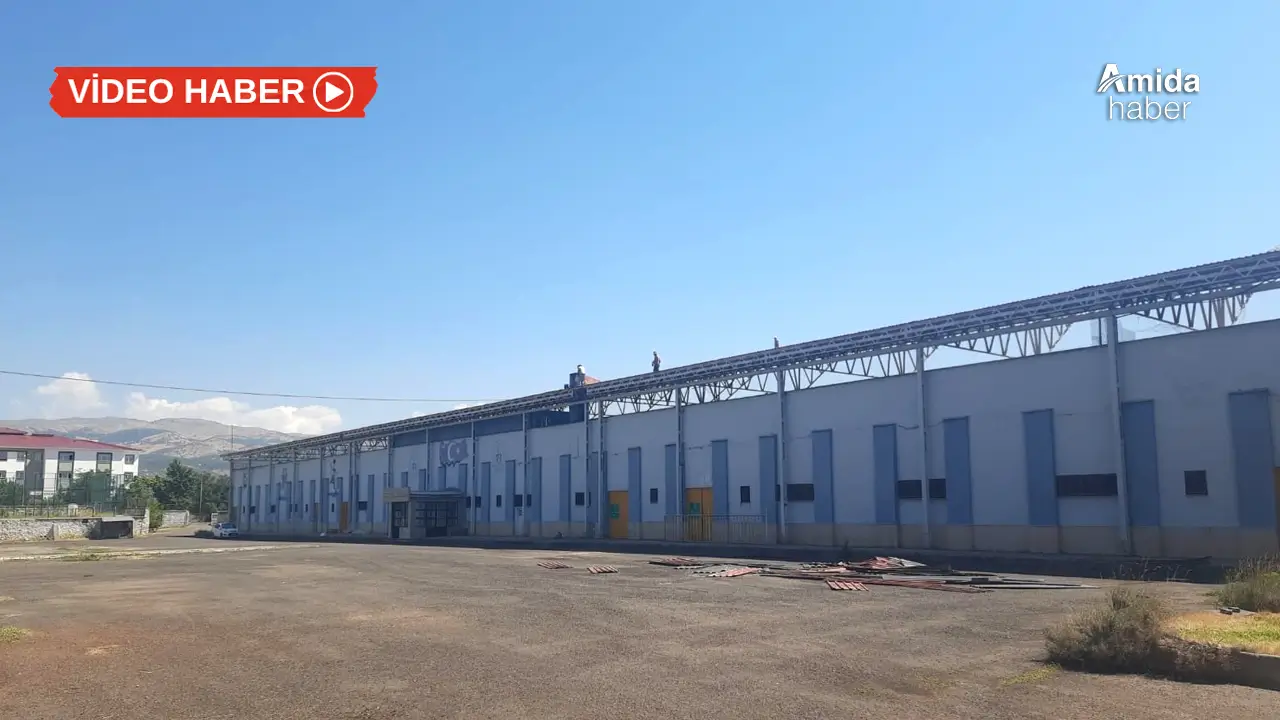 Bingöl'de yarım asırlık stadın yıkımı başladı