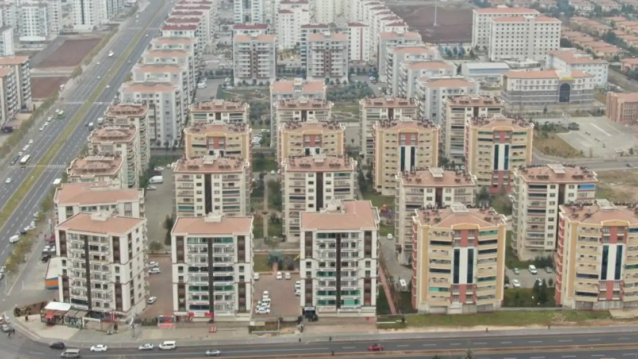 Diyarbakır’da konutlar 25 milyona çıktı: Müteahhitler batıya göç etti
