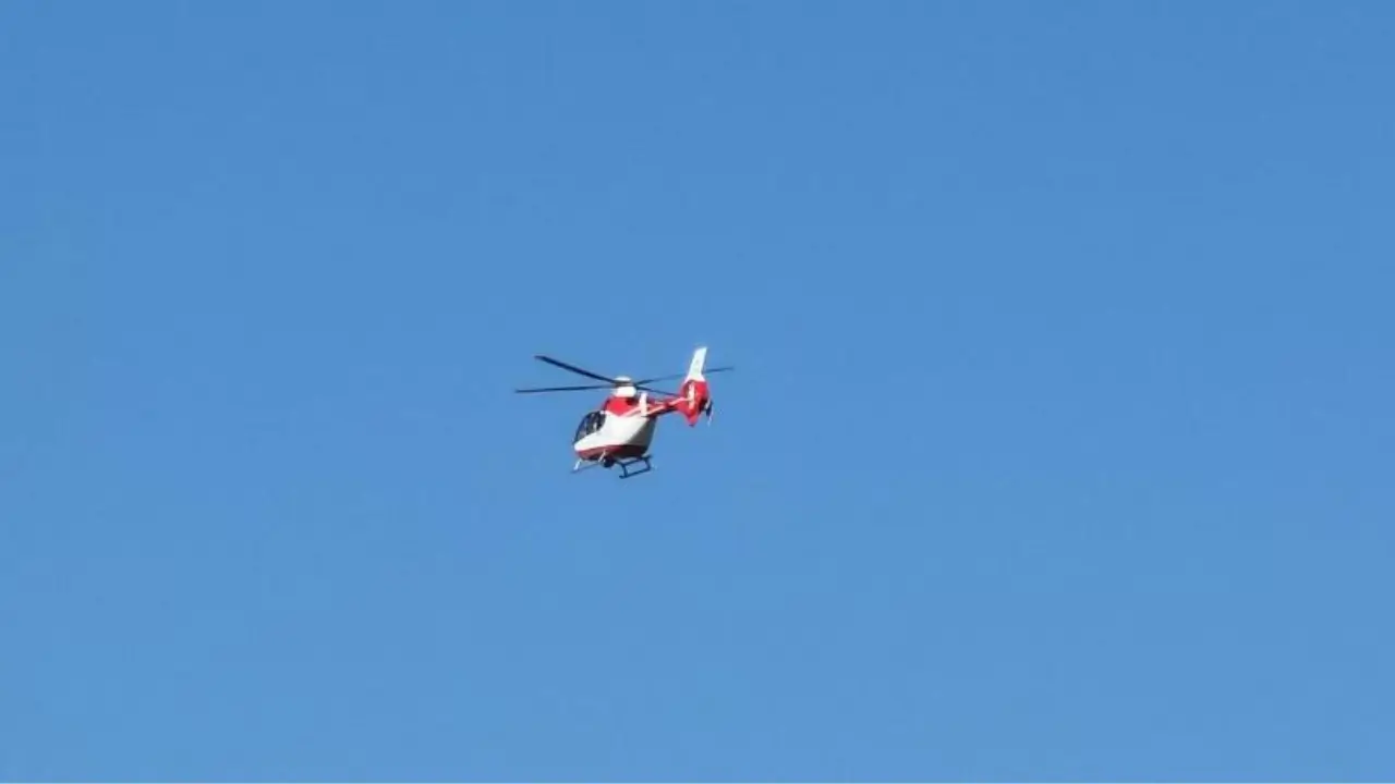 Hakkari'de entübe bebek helikopterle Van'a gönderildi