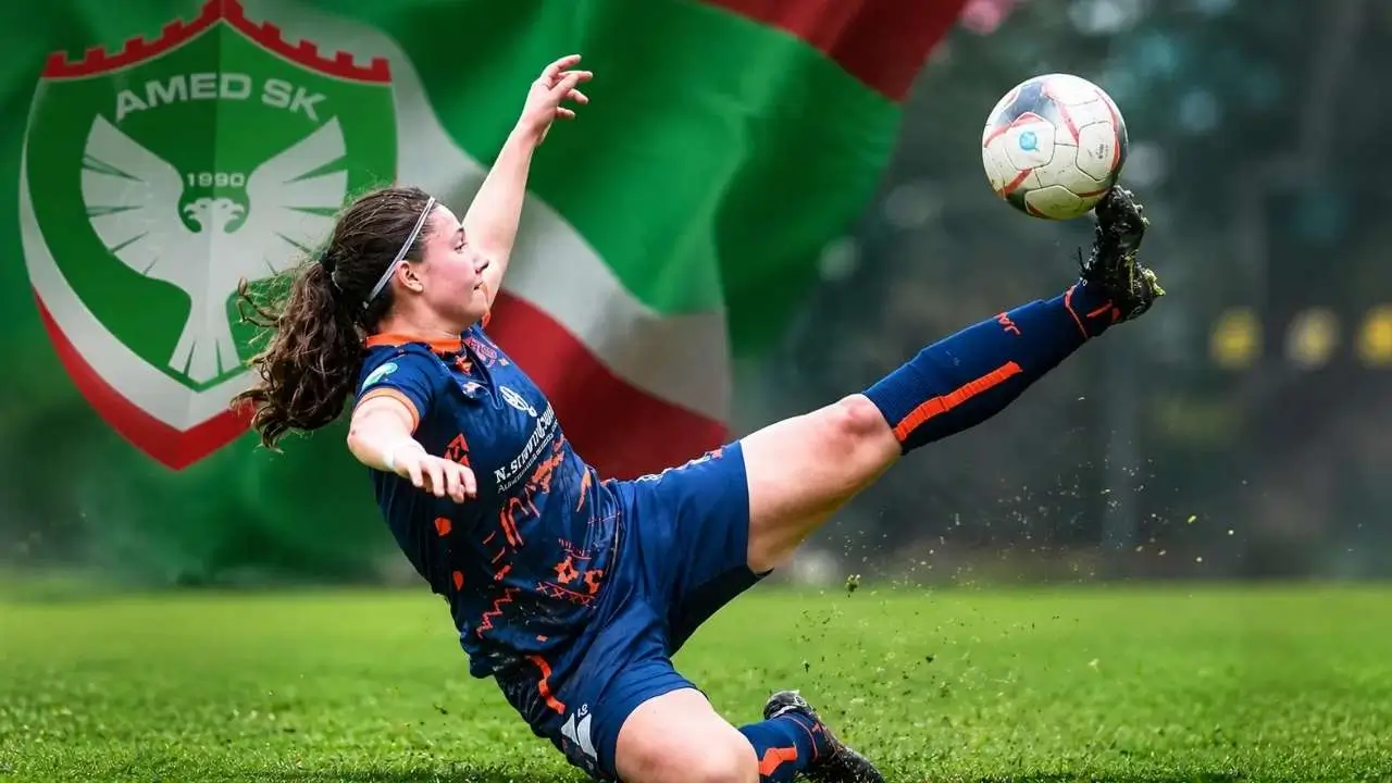 Milli kadın futbolcu Amedspor’da: Hoş geldin Vina!