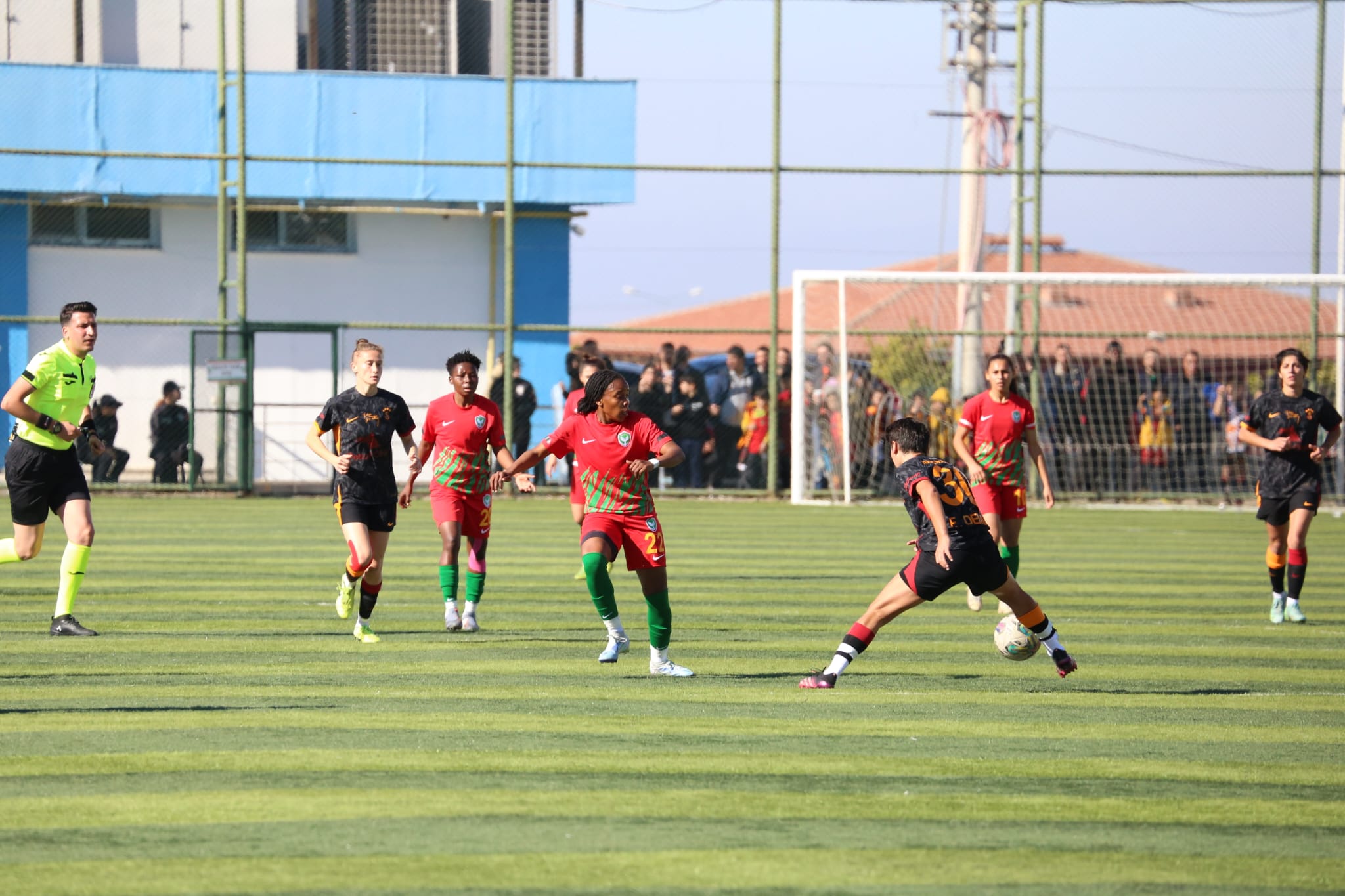 Amedspor Kadın Takımı 3-0 yenildi